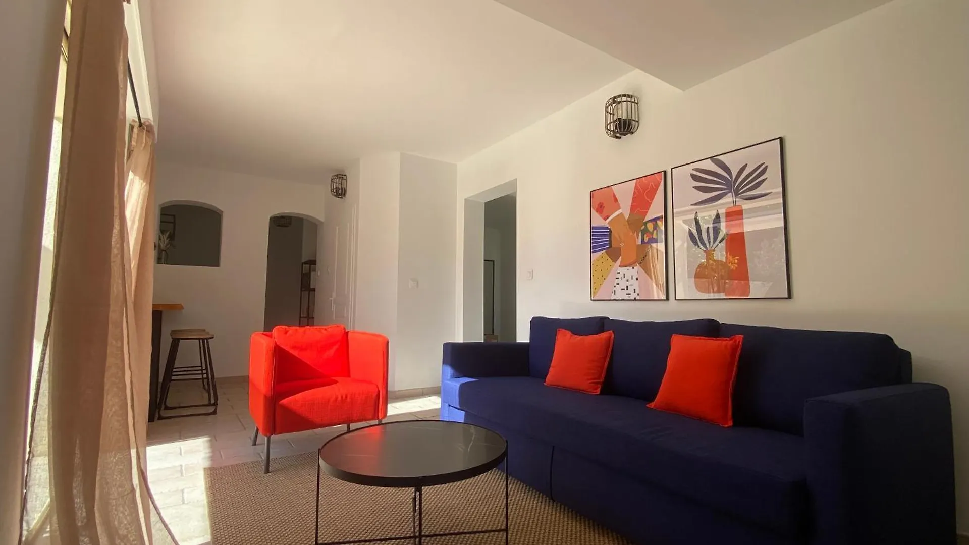 La Maison En Couleurs A 10 Min D'Avignon,3 Etoiles Vedene